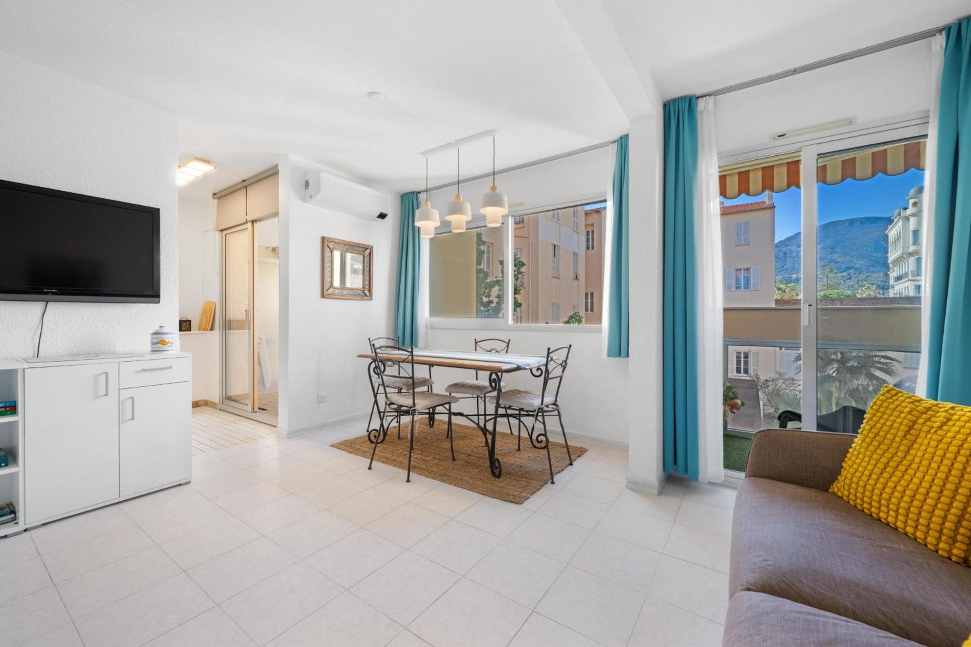 מנטון "Charmant Studio" Plein Centre, Calme, Terrasse מראה חיצוני תמונה
